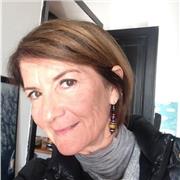 madre lingua impartisce lezioni base e conversazione